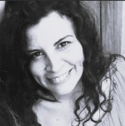 Paula Andrea Lenguita