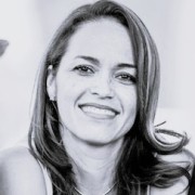 Adriana Lorena Iñiguez Carrillo