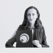 Ivette Flores Laffont