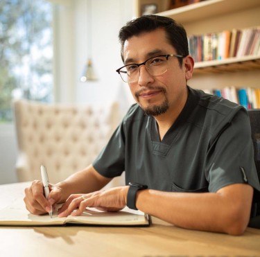 Roberto Tapia Monteros